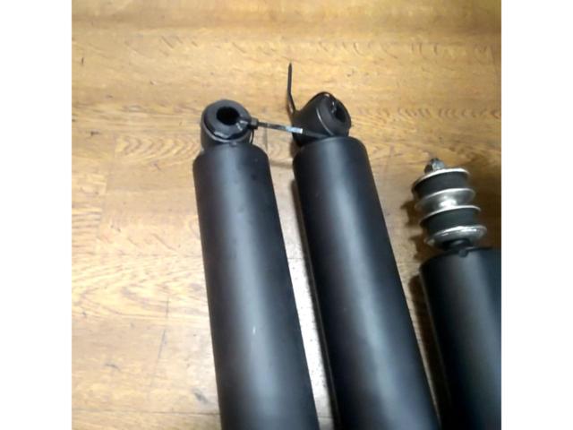 Wakeari
Hiace / 200 series Toyota genuine
Shock absorber