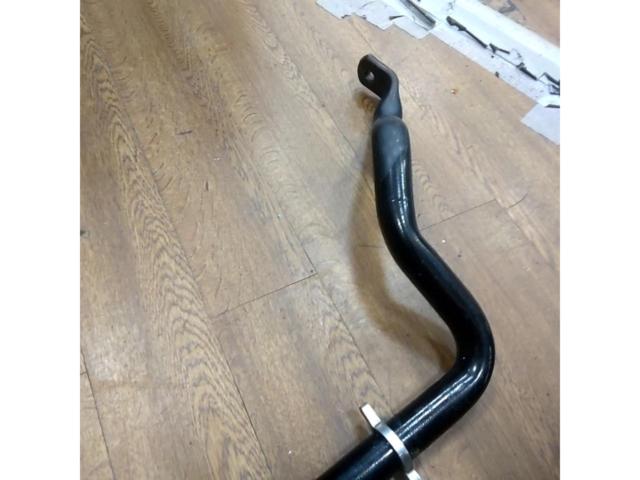 Hiace / 200 series Toyota genuine
Front stabilizer