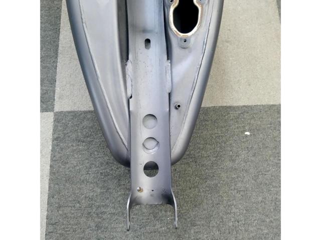 【スポーツスター XL883N アイアン】HARLEY-DAVIDSON純正 ガソリンタンク