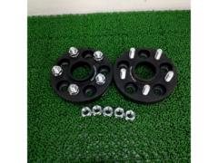 [M12 × P1.5
19HEXGASUPPLY
TOYOTA vehicles only
Wide tread spacer
20 mm
2 pieces set