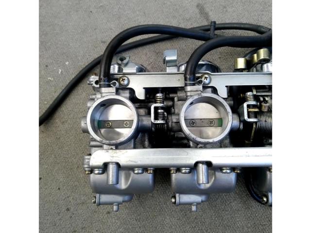 【ゼファー1100】KAWASAKI純正 キャブレター