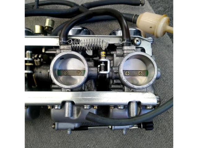 【ゼファー1100】KAWASAKI純正 キャブレター