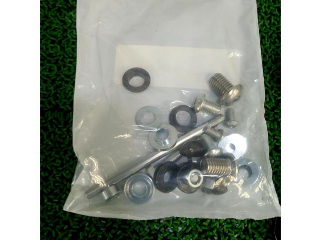 HARLEY-DAVIDSON genuine
Rigid mount saddle for Sportster
Installation Kit
52100016