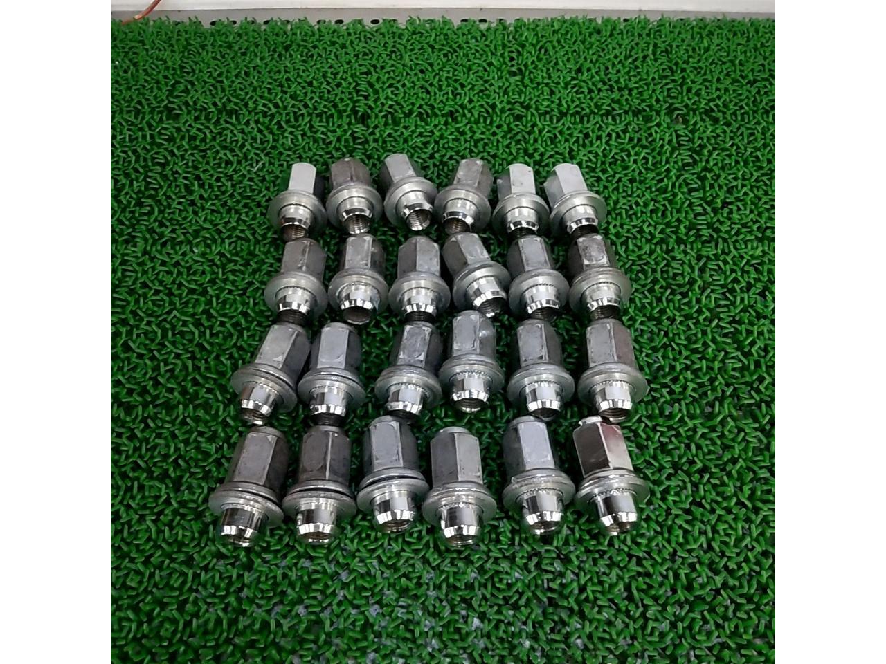 TOYOTA genuine
Taira-za nut
24 pieces
[M12 × P1.5
21HEX]