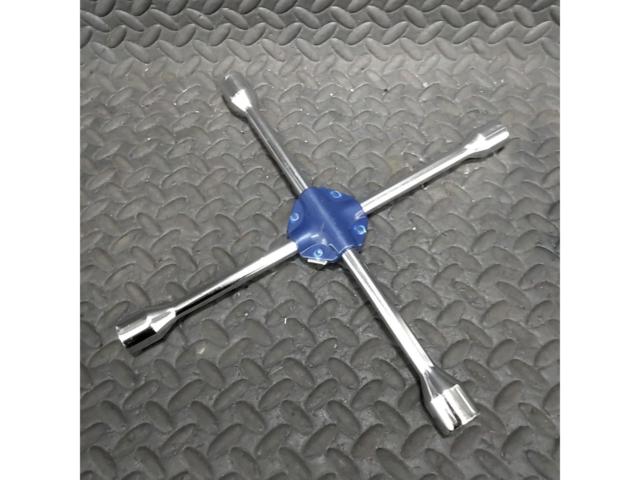 メーカー不明 クロスレンチ