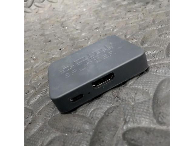 メーカー不明 HDMI SPLITTER