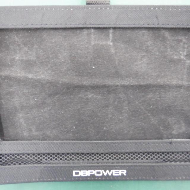 メーカー不明 タブレット入れ?後部座席で使用