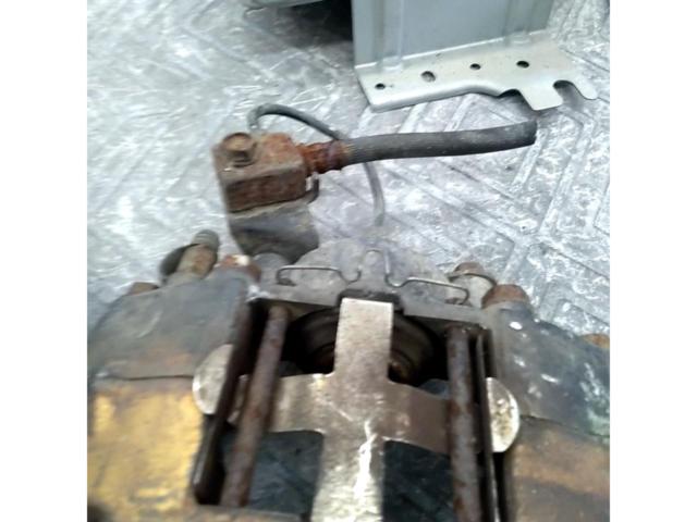 Nissan genuine
Skyline
HCR32
Genuine opposed rear caliper