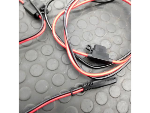 Unknown Manufacturer
General-purpose battery charging cable