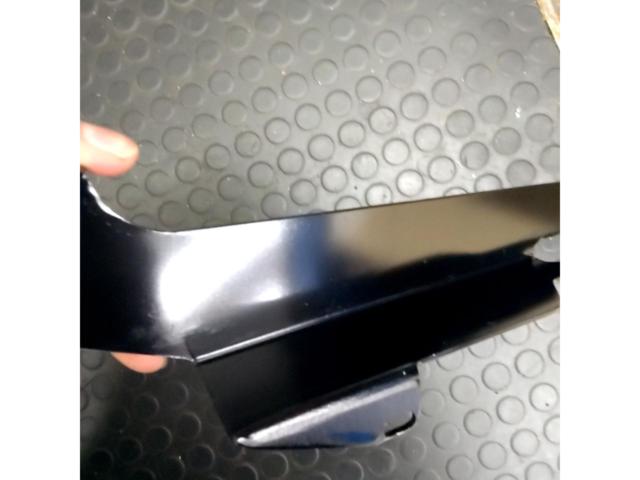 Unknown Manufacturer
Aluminum
Chain cover
YZF
R1