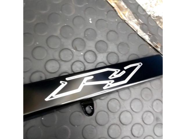 Unknown Manufacturer
Aluminum
Chain cover
YZF
R1