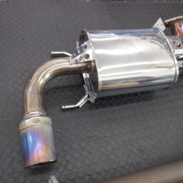R-Magic
Tuned silencer with titanium tailpipe for RX-8/SE3P/late model