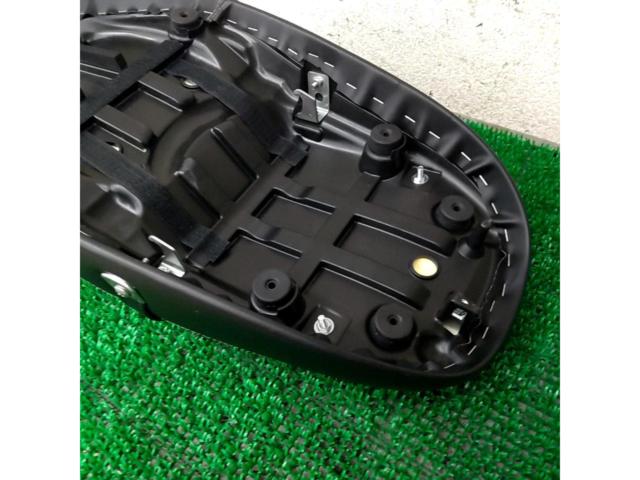 KAWASAKI
Z900RS (18-)
Genuine OP High seat