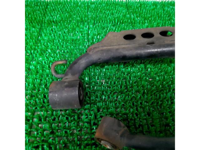 Genuine Yamaha engine hanger
Cygnus
Type 3