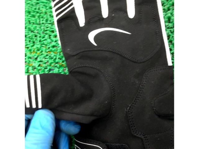 Size: LKaedear
KDR-GL3W
Short winter glove