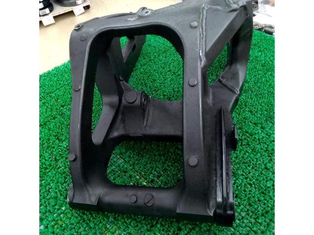 KAWASAKI genuine swingarm
ZX-10R
2016 ~