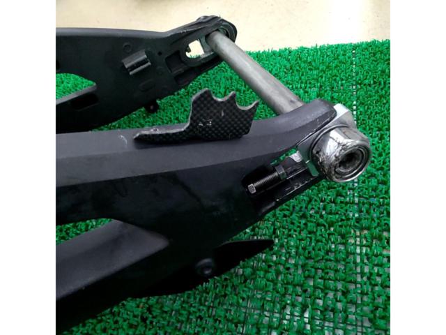 KAWASAKI genuine swingarm
ZX-10R
2016 ~