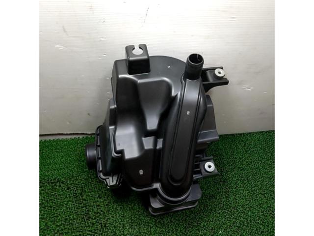 Honda genuine parts for Civic/FK7
Air cleaner BOX