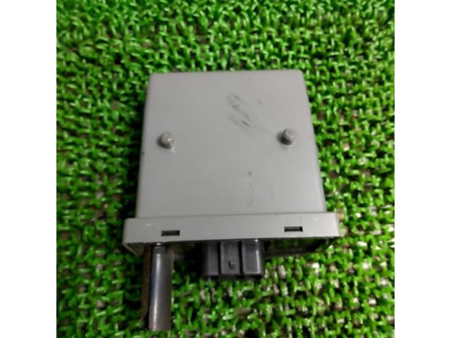 [Majesty 250 / C
SG03J Yamaha Genuine Part
Keyless system relay