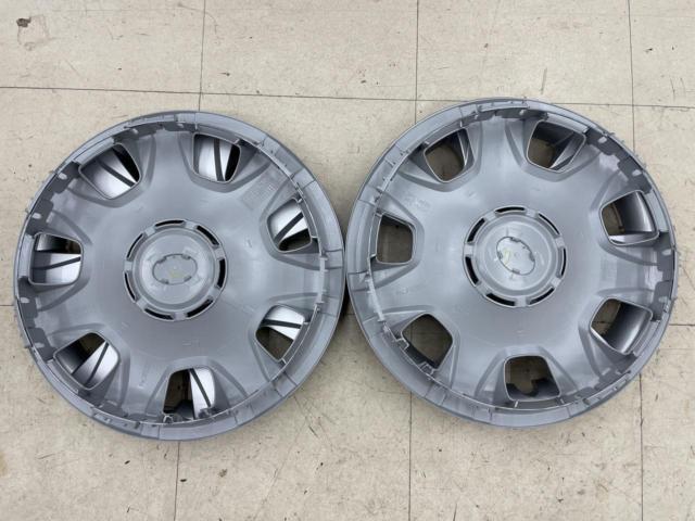 15-inch Toyota genuine
Hiace
200 series
Type 4
Wheel cap