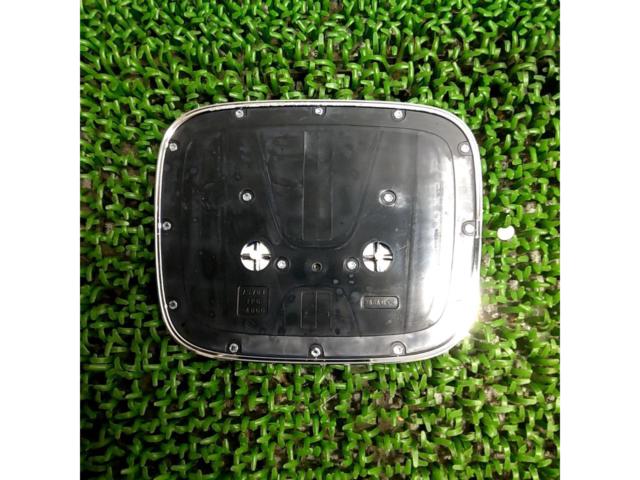 Honda genuine
Emblem set