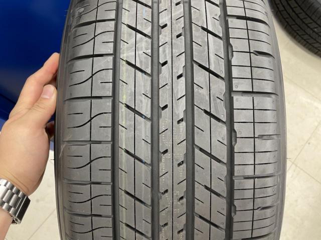 TOYOTA
Land Cruiser 300
GR Sports
Original wheel
+
DUNLOP
GRANDTREK
H / T
31