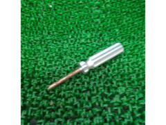 ホイールエアバルブの虫回し