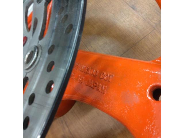 SUZUKI GSX250S
KATANA ('91) original front wheel