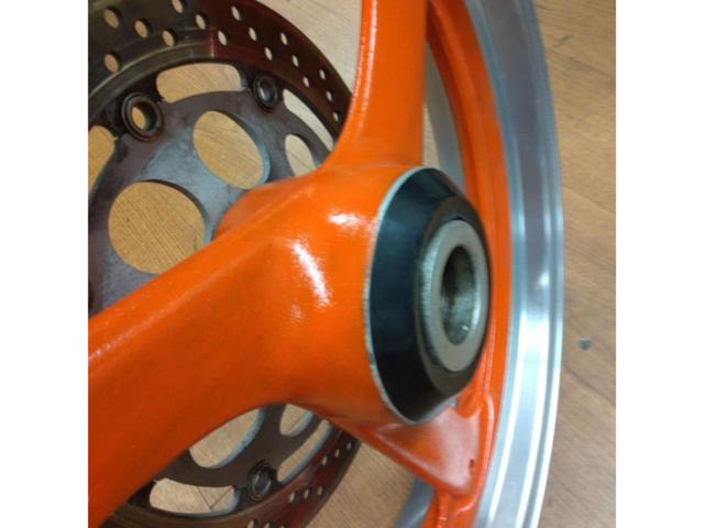 SUZUKI GSX250S
KATANA ('91) original front wheel
