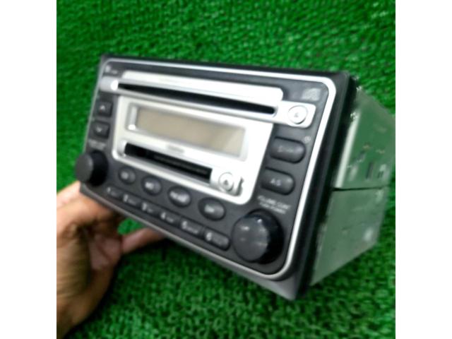 Clarion
8701A070
2DIN size CD / MD tuner