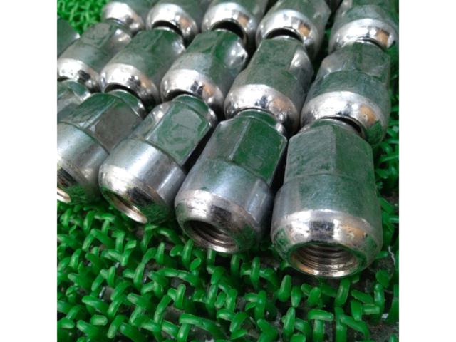 Honda genuine spherical nuts
Twenty