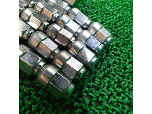 Honda genuine spherical nuts
Twenty