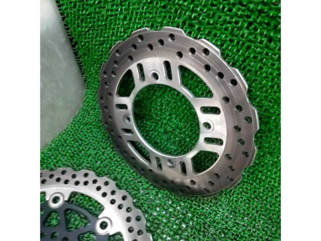 Kawasaki
Genuine Z900RS brake rotor set