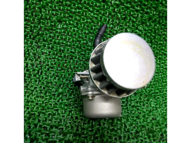 Unknown Manufacturer
Carburetor