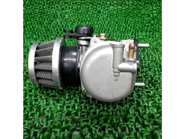 Unknown Manufacturer
Carburetor