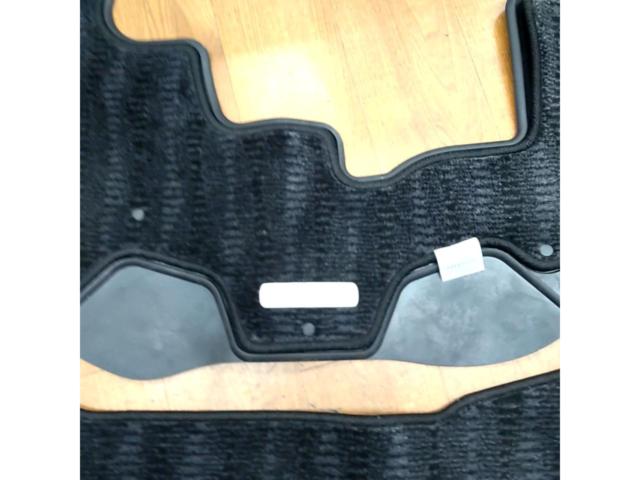 NISSAN
NV350 caravan / E26
Genuine floor carpet