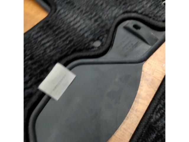 NISSAN
NV350 caravan / E26
Genuine floor carpet