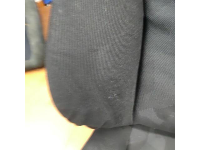 RECARO
STYLE-J
Reclining seat
Right-side pump *Mounting hole defect*