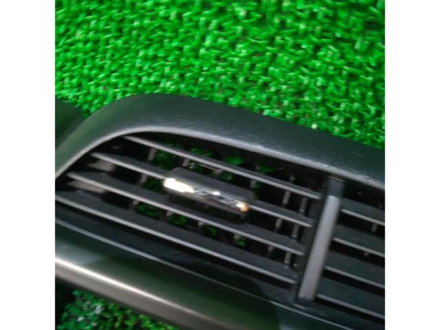 HONDA
Fit / GE system
Genuine 7-inch navigation panel