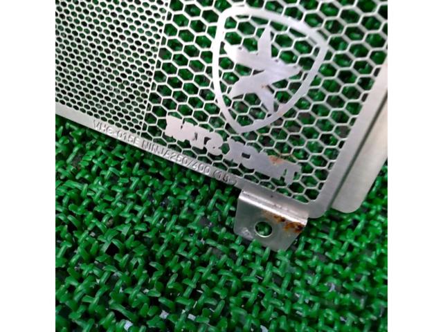 Trickster
Ninja400 / 250
('18~)
Radiator core guard