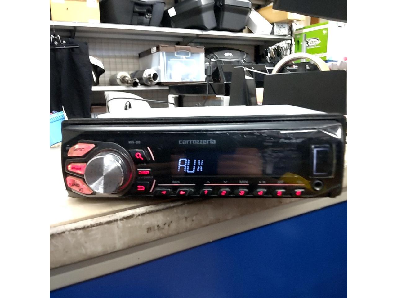 carrozzeria
MVH-390
Model with front AUX-in & USB