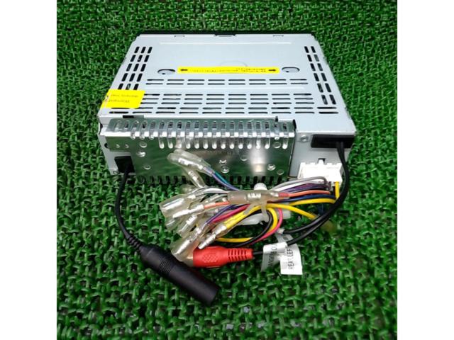ADDZEST / Clarion
CZ102
CD / front AUX / MP3 / WMA
Made in 2012