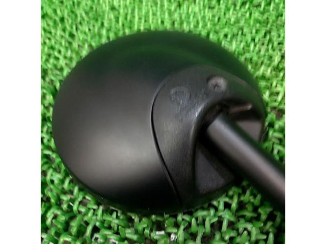 *One side of the edge is cracked. Genuine HONDA Rebel 1100 mirror.
Right and left