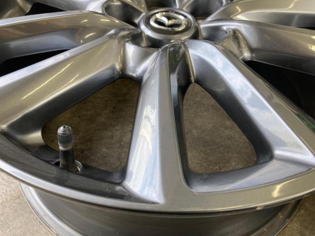 マツダ MAZDA3純正ホイール