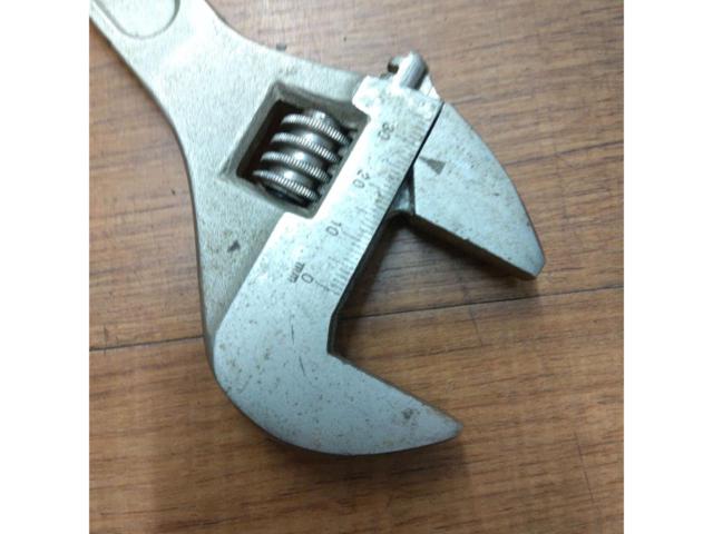 メーカー不明 250mm モンキーレンチ