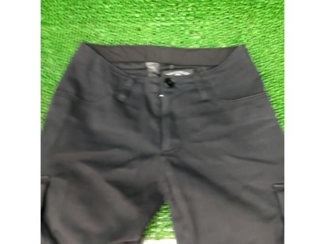 KUSHITANIKL-2089
Windstopper Cargo Pants
Size: M