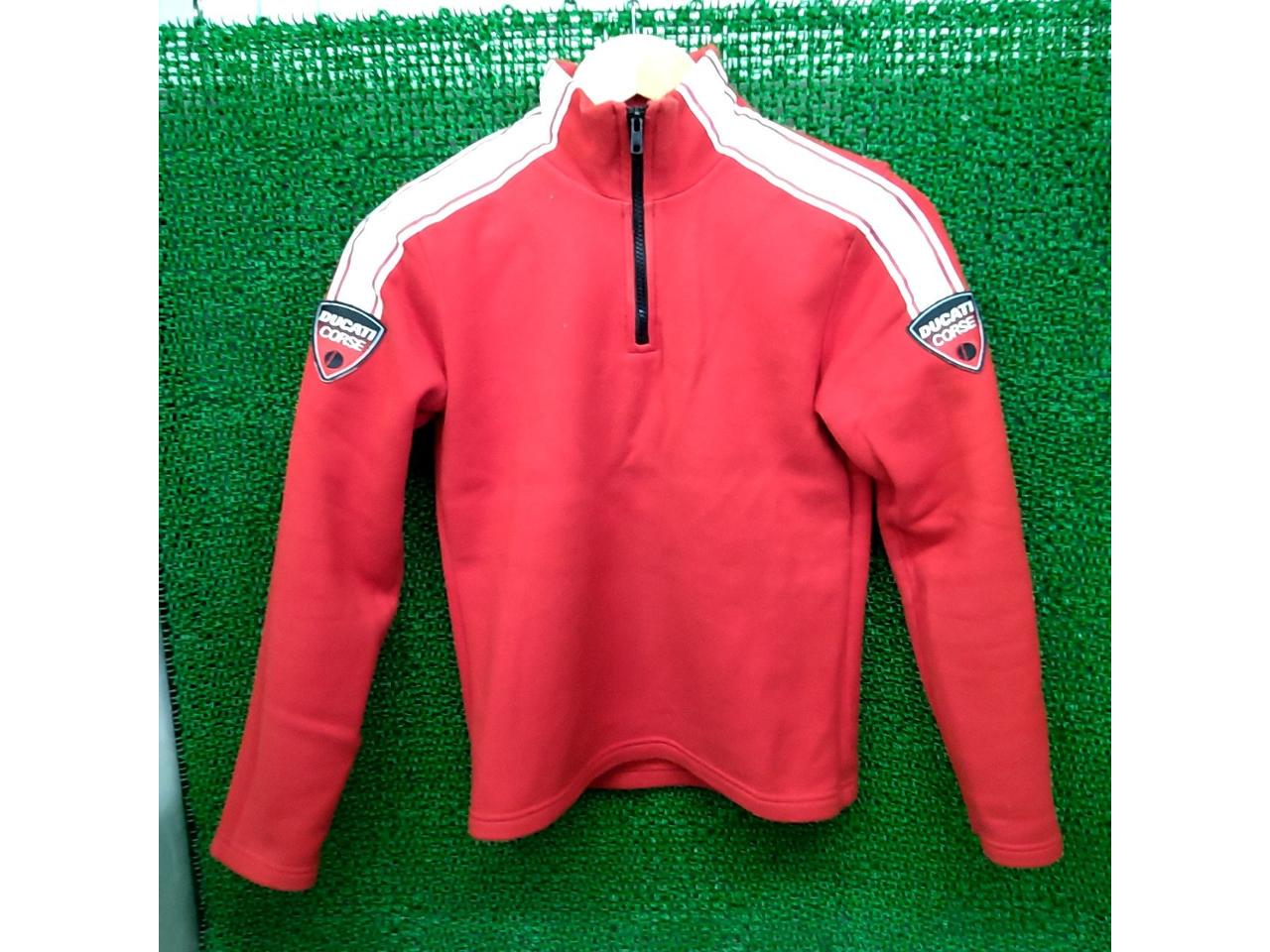 DUCATI
Zip up jersey
Size: S