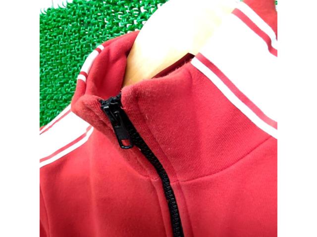 DUCATI
Zip up jersey
Size: S