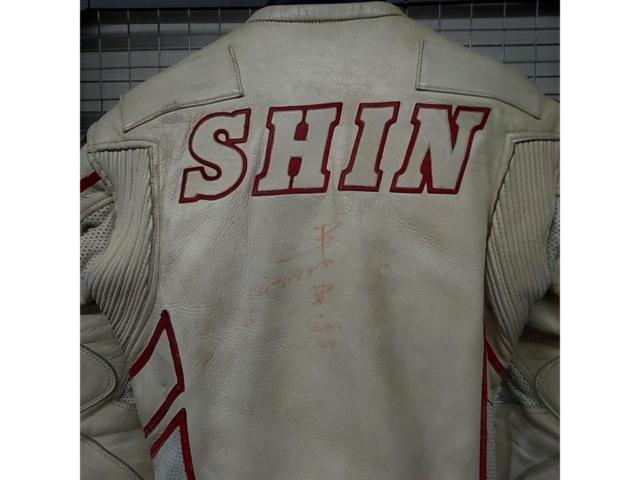 *Personalization available
STUFF
U
Leather racing suit
Size: M