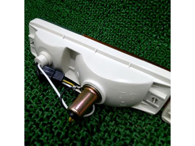 メーカー不明 ダットサントラック 720 フロントウインカー 左右セット
